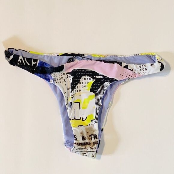 The Bikini Lab News Flash Art Black/White Cheeky Bikini Swim Bottom Size Medium - Picture 2 of 13